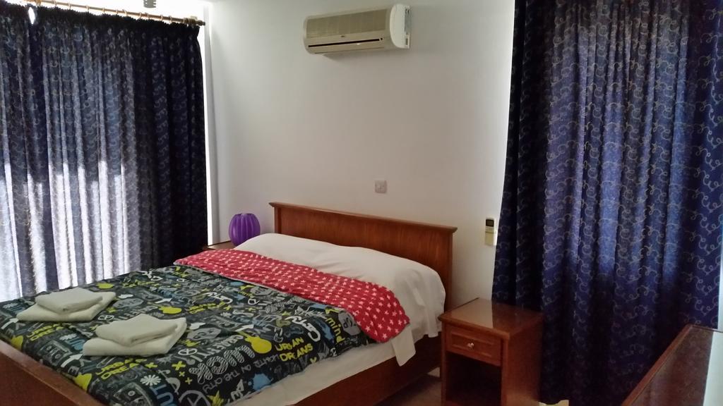 Pelides Apartments Larnaca Pokój zdjęcie